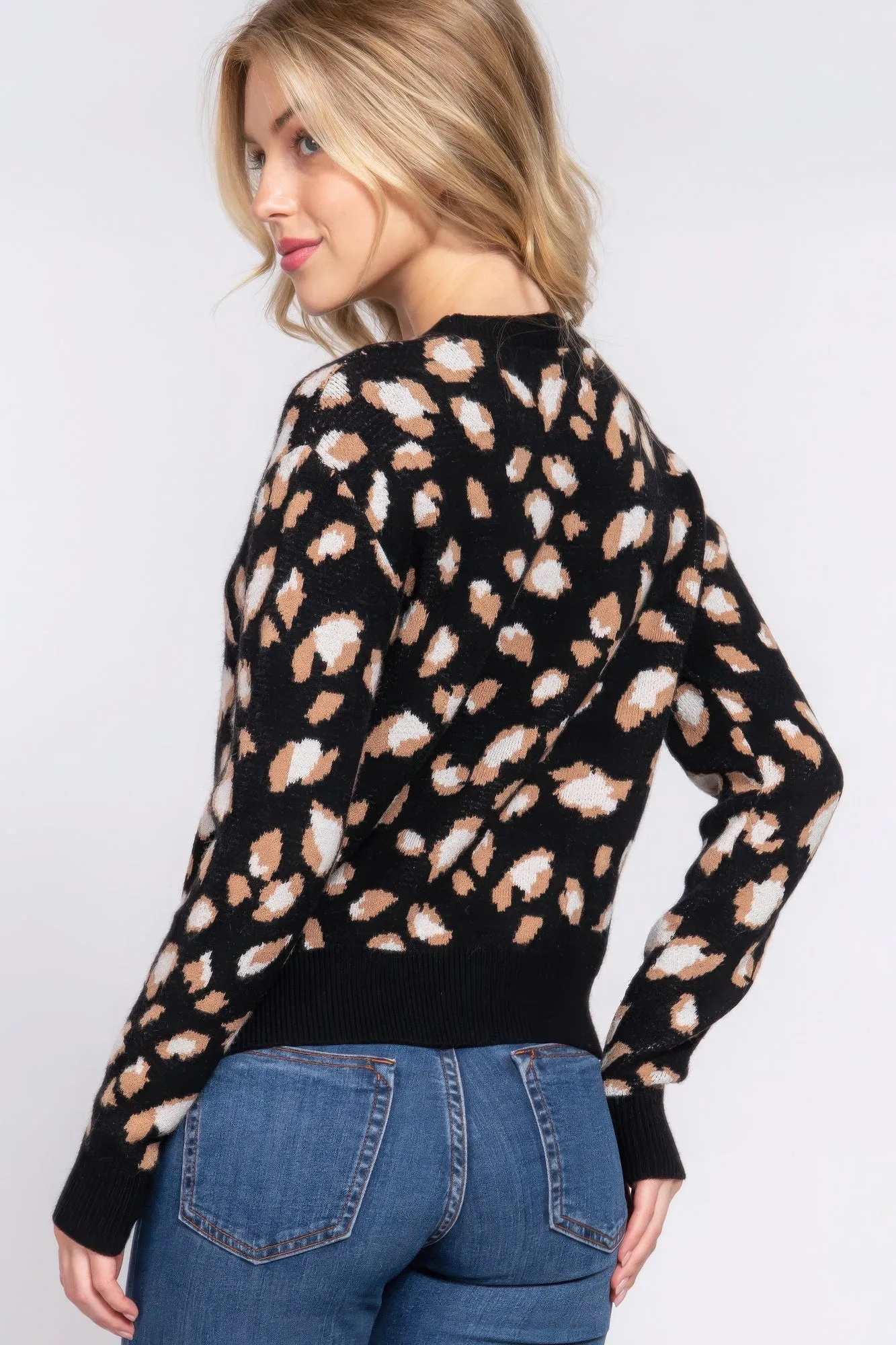 Betty's Long Slv Animal Jacquard Sweater