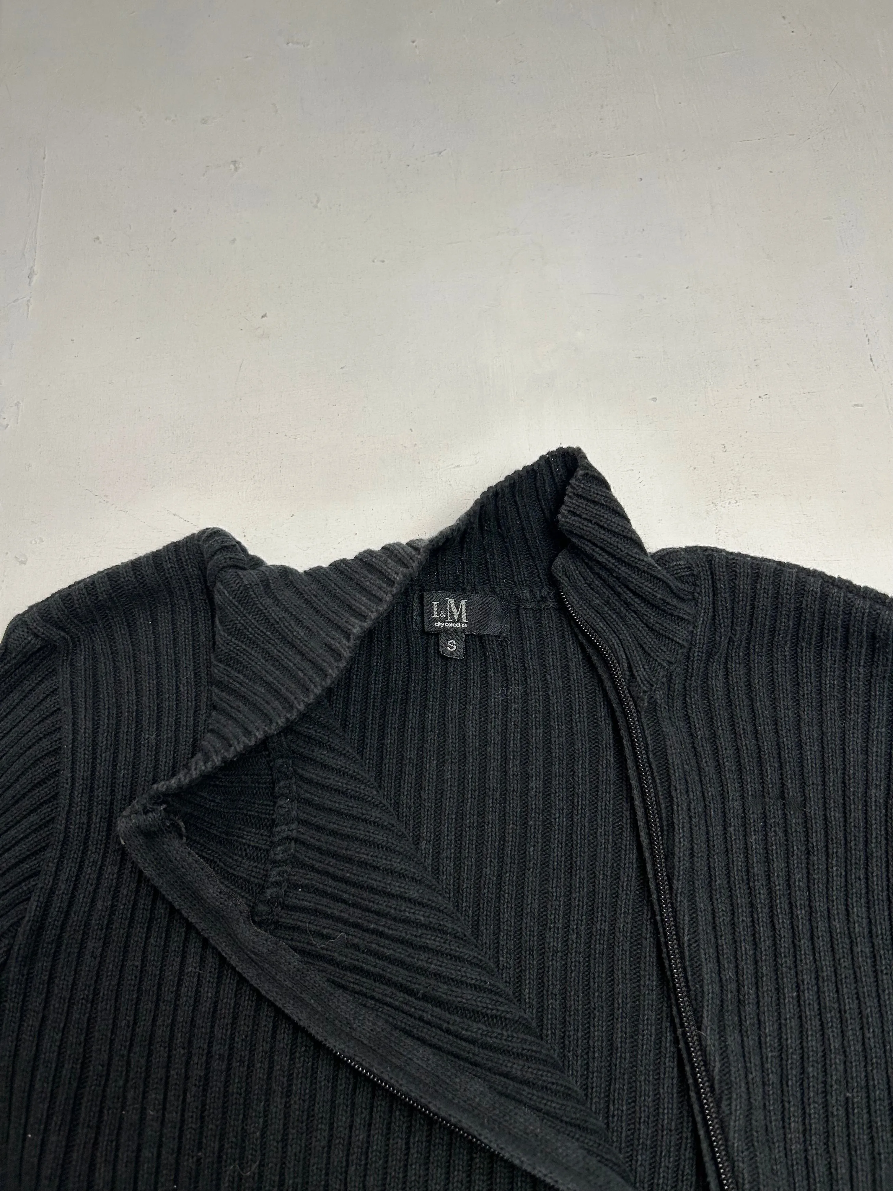 Black asymmetric zip up stretchy ribbed jumper (S/M)