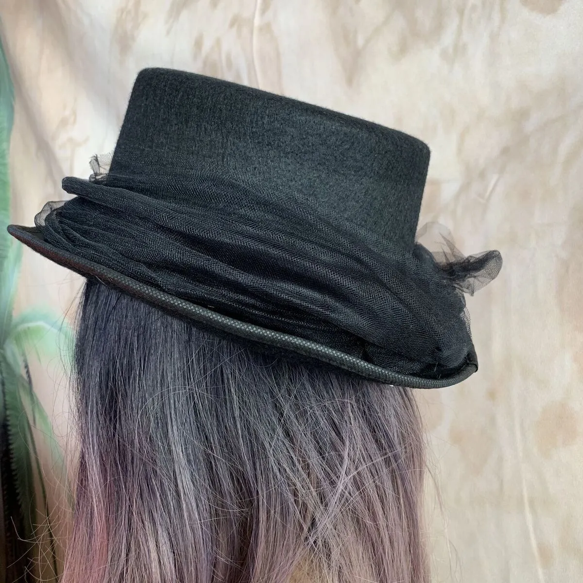 Black Top Hat with Tulle (BB)