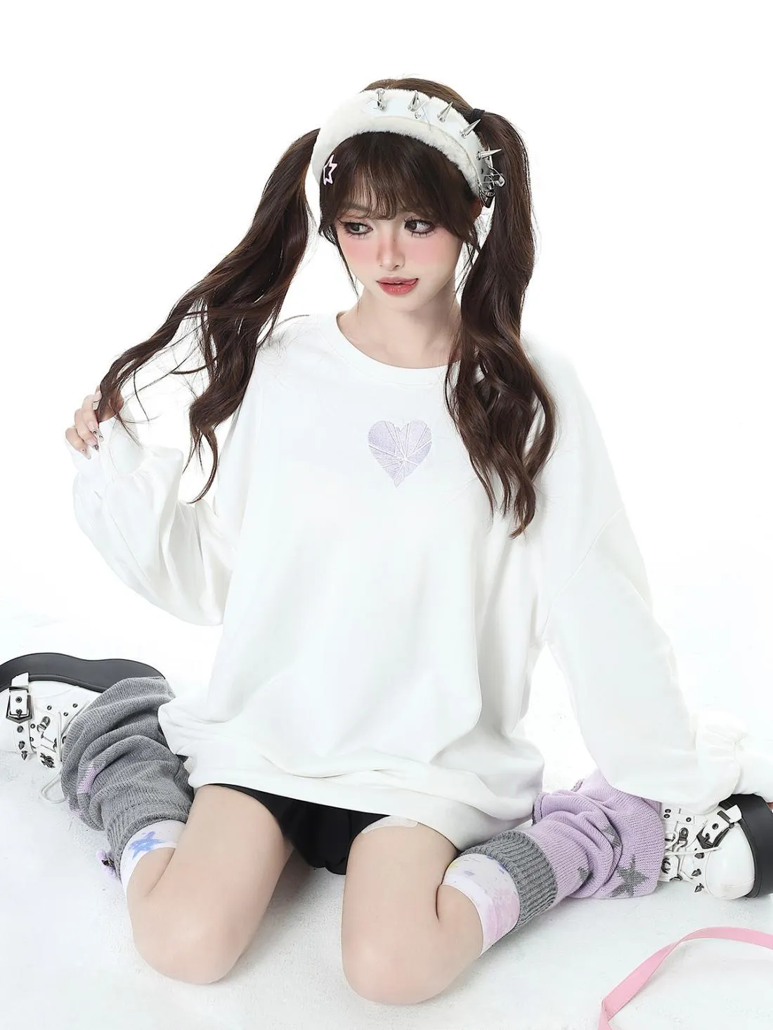 Bow Tie Heart Embroidery Loose Sweet Cool Hot Girl Casual All-Match Top Long-Sleeved Sweater