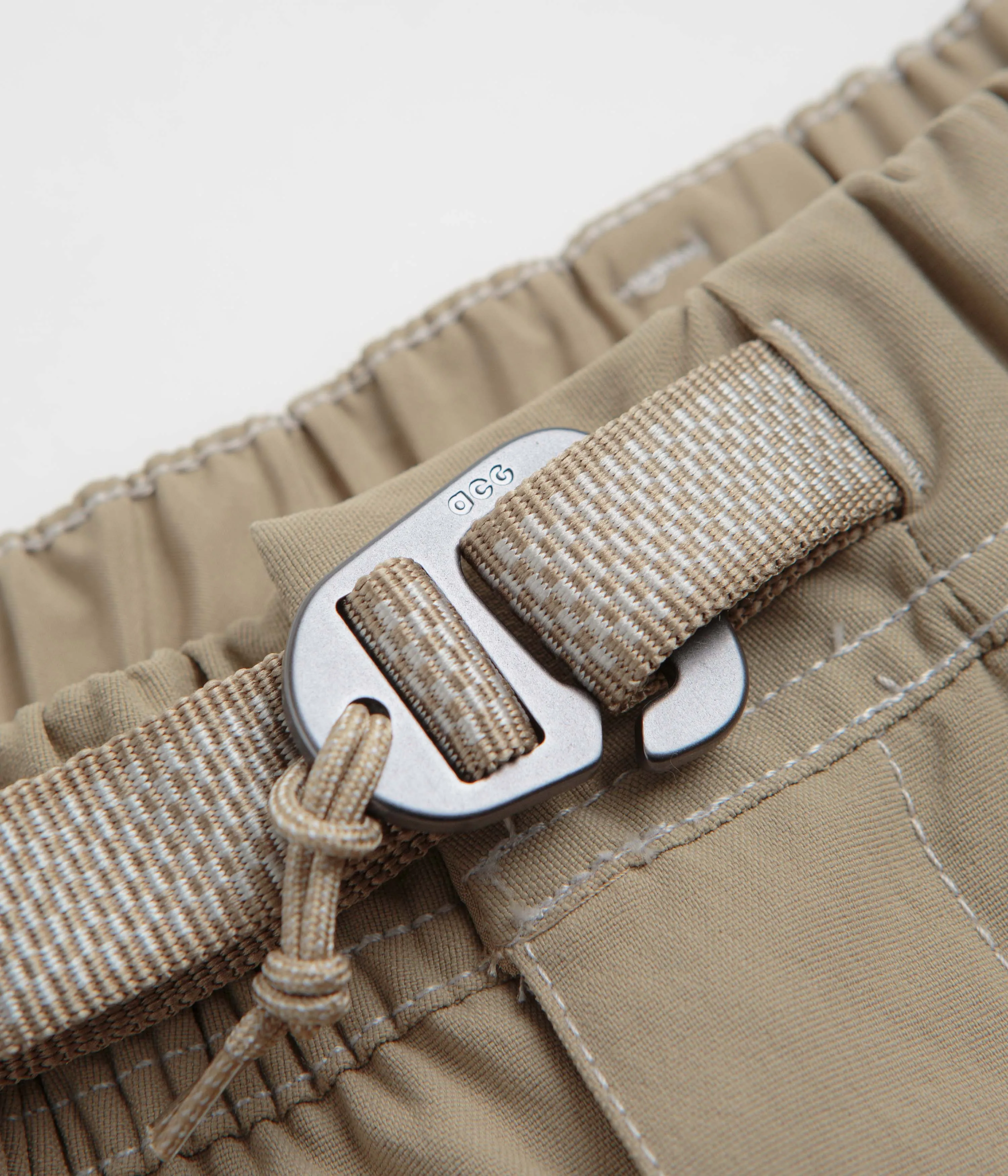 Nike ACG Smith Summit Cargo Pants - Khaki / Light Iron Ore / Summit White