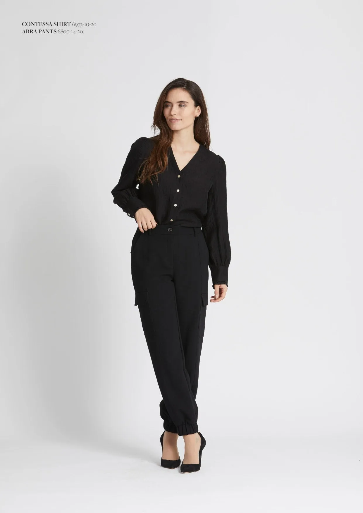 Rue De Femme Contessa V ?neck black blouse