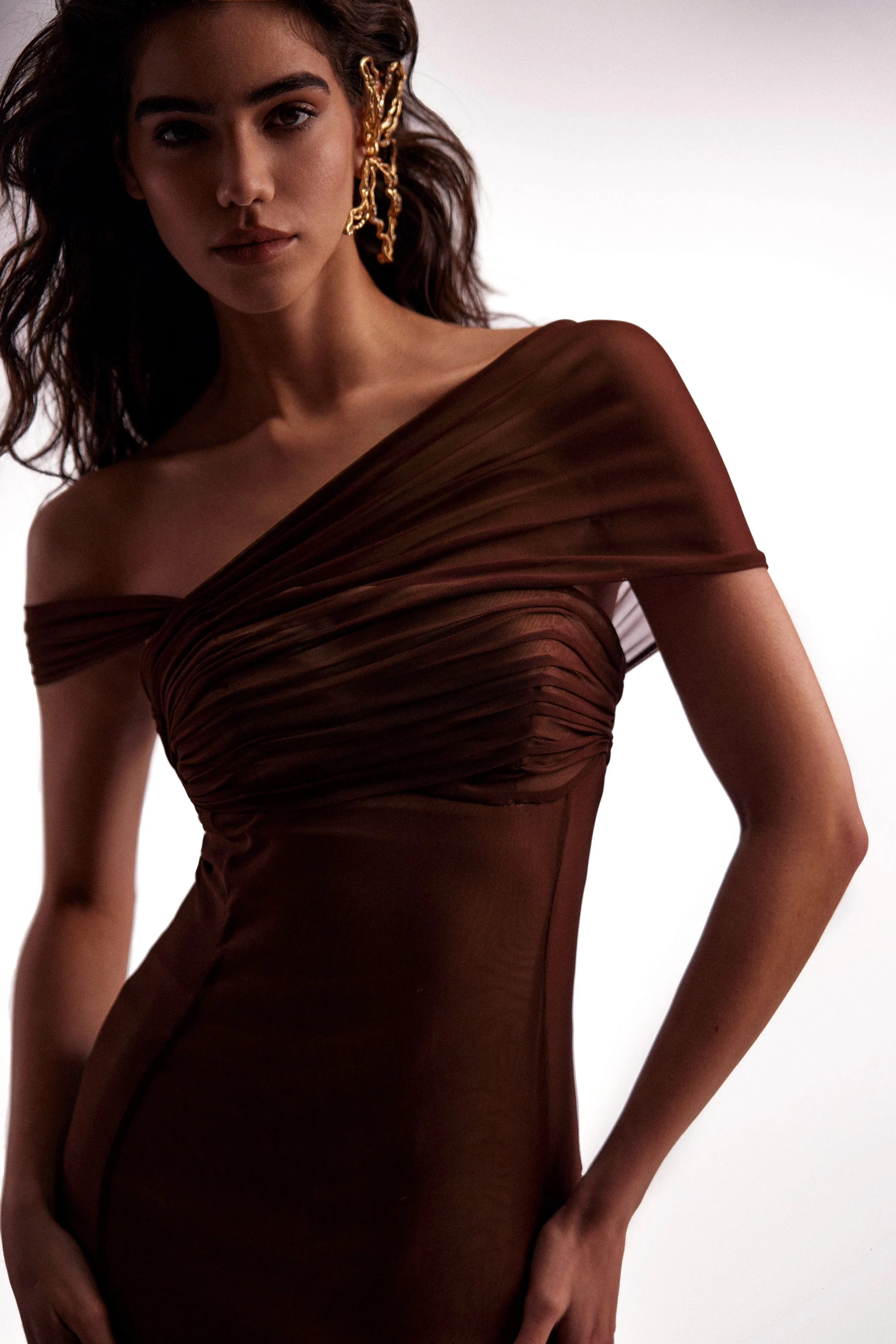 Second-skin maxi dress in chocolate color