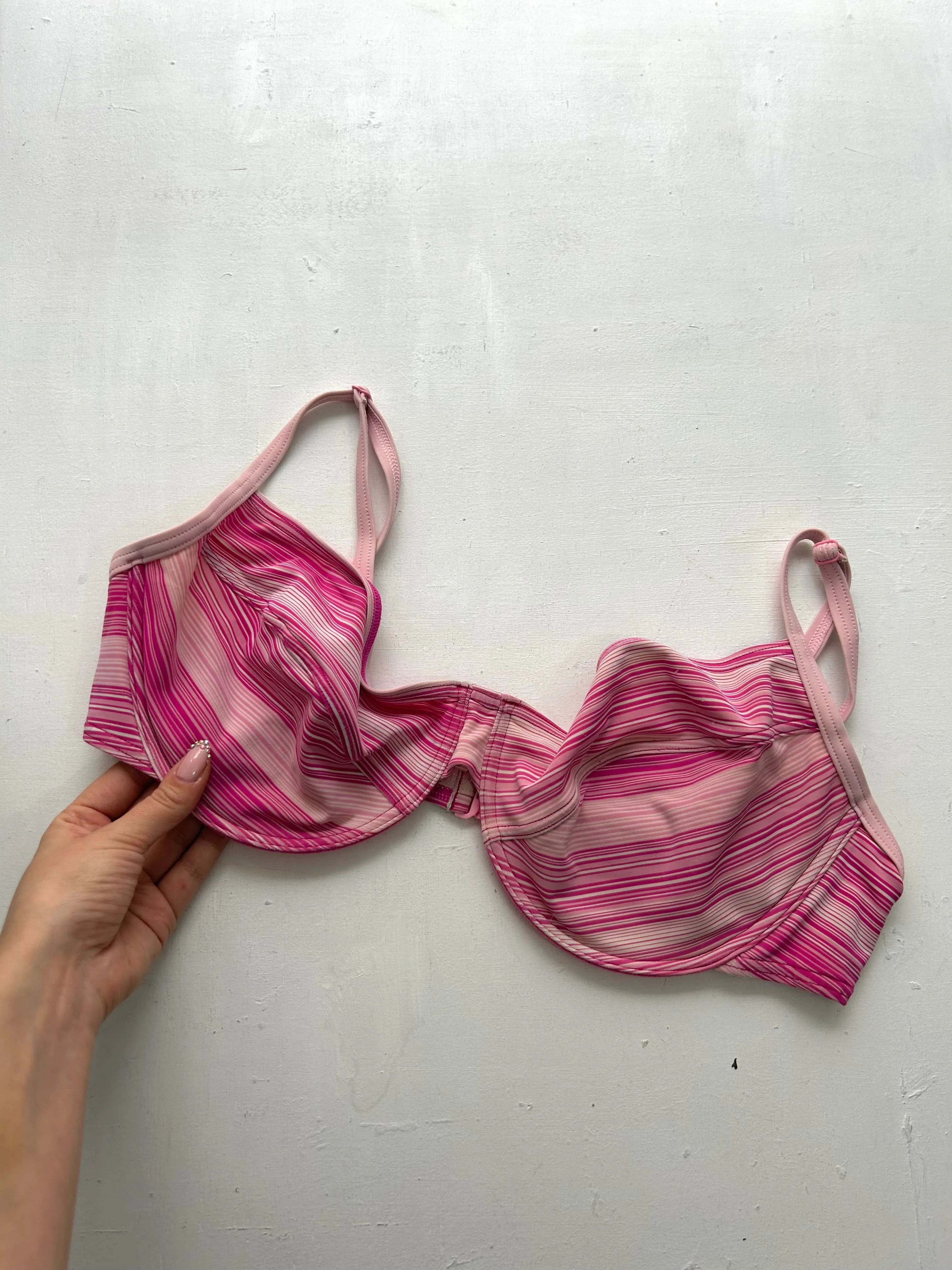 Striped pink y2k vintage adjustable bikini top bra (XL)